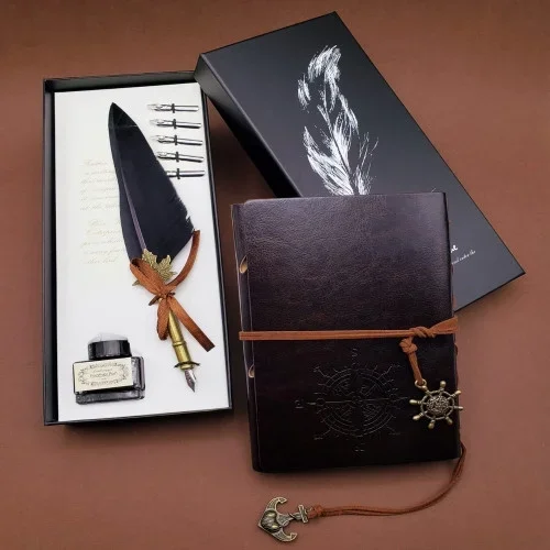 Estetik Tüylü Kalem Ve Deri Defter Seti