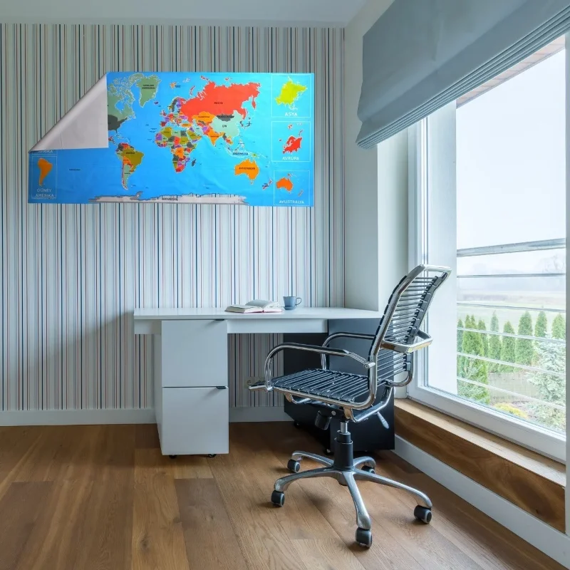 Manyetik Yapıştırıcı Gerektirmeyen Renkli Dünya Haritası 118x56 Cm