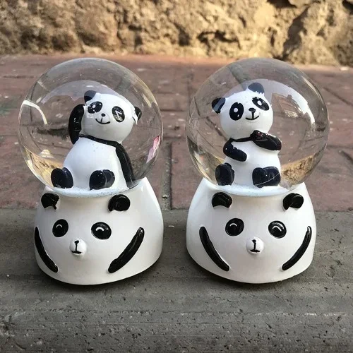 Sevimli Panda Figürlü Büyük Boy Kar Küresi 18 Cm