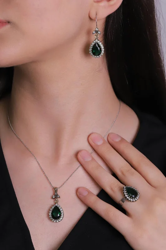Hürrem Sultan Serisi Yeşil Yeşim Zümrüt Taşlı Damla Otantik Gümüş Üçlü Kadın Seti Ayarlanabilir Yüzü – 2. görsel