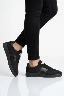 Siyah Bağcıklı Unisex Spor Ayakkabı