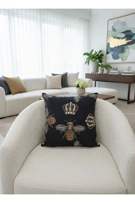 Kraliçe Arı İşleme Görünüm Dokuma Kumaş Kırlent Kılıfı 45x45