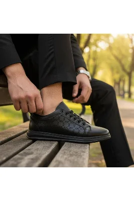 Siyah Ve Siyah Beyaz Taban Yan Dikiş Detalı Hafif Comfort Ortopedik Klasik-Spor Ayakkabı