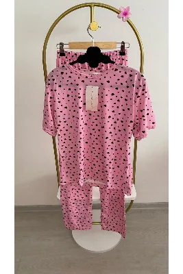 Siyah kalpli pembe kısa kol pijama takımı