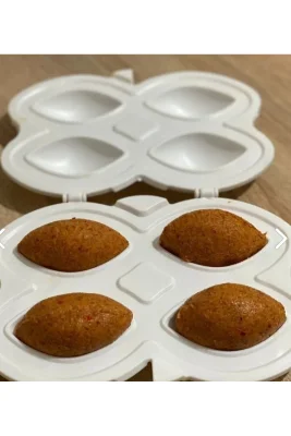 1 Adet 4'lü İçli Köfte Yapma Aparatı